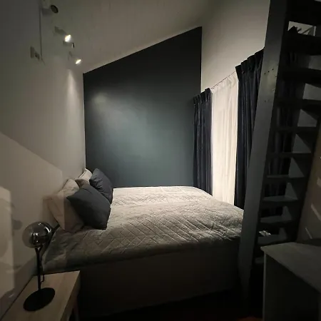 Charming Loft Retreat On Tromso's Historic Main Street: 3-minute Stroll To Square * Tromsø